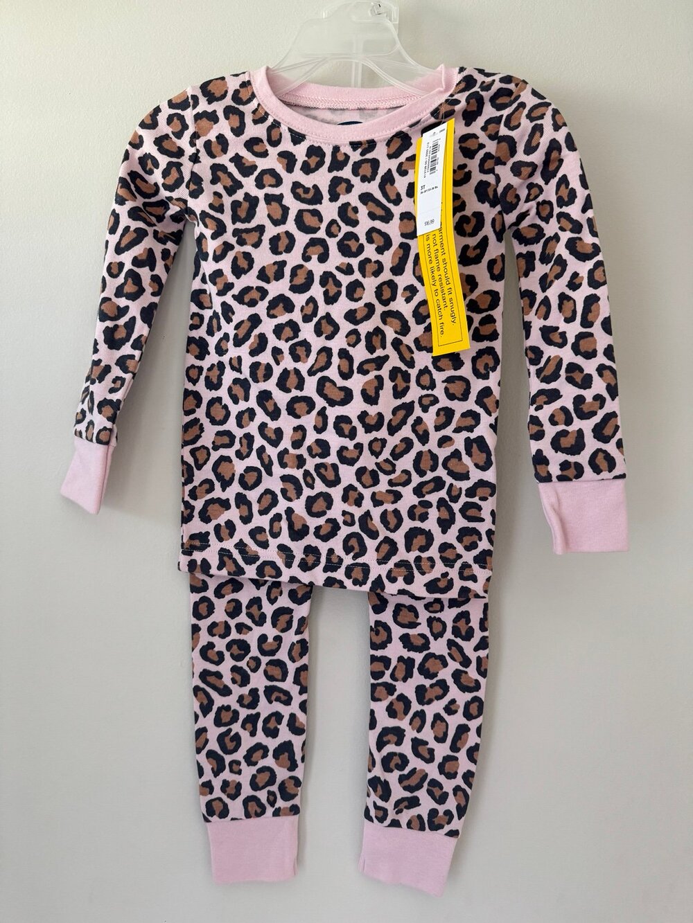 NWT Old Navy girls 3T two piece pajama set